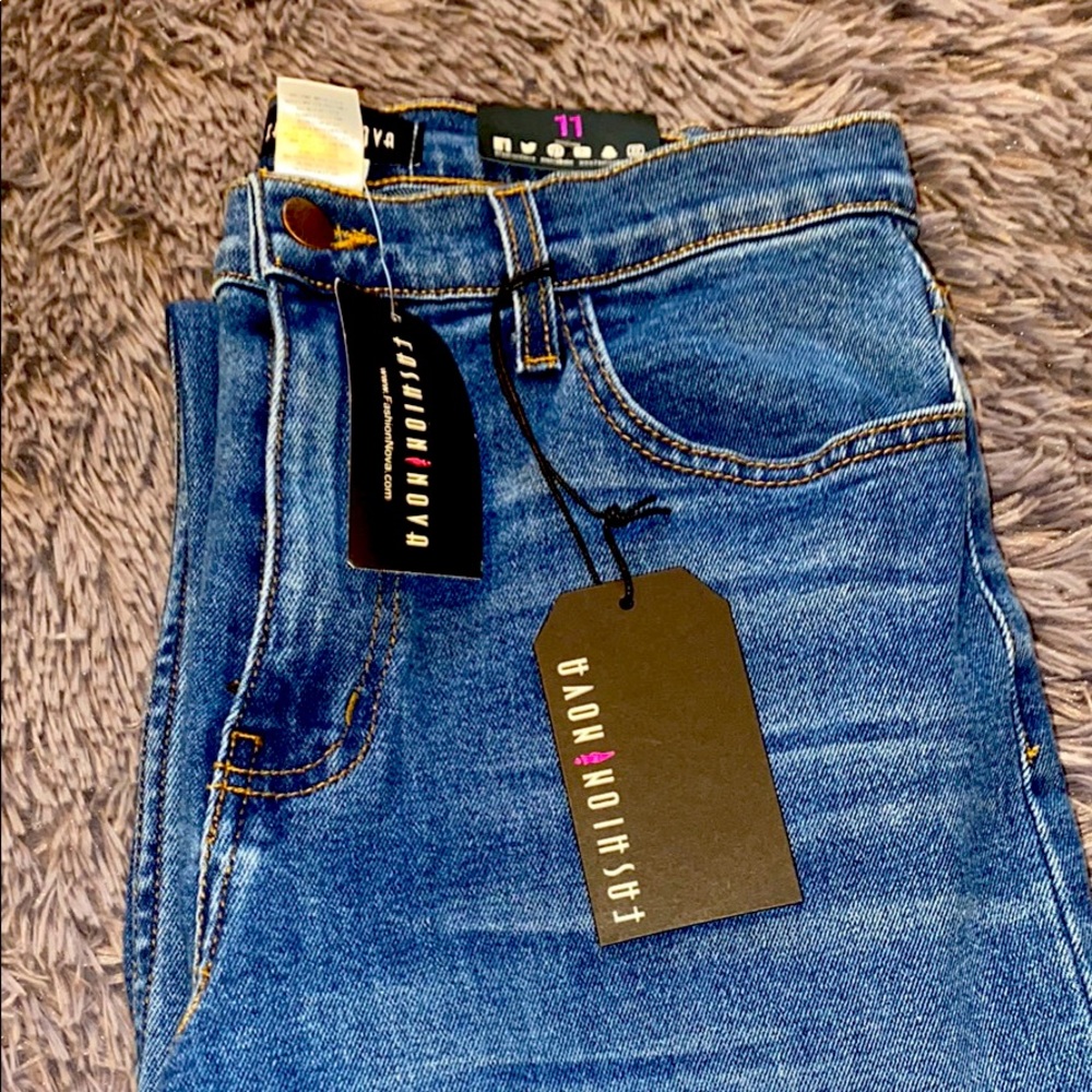 Fashion nova jeans new with tag